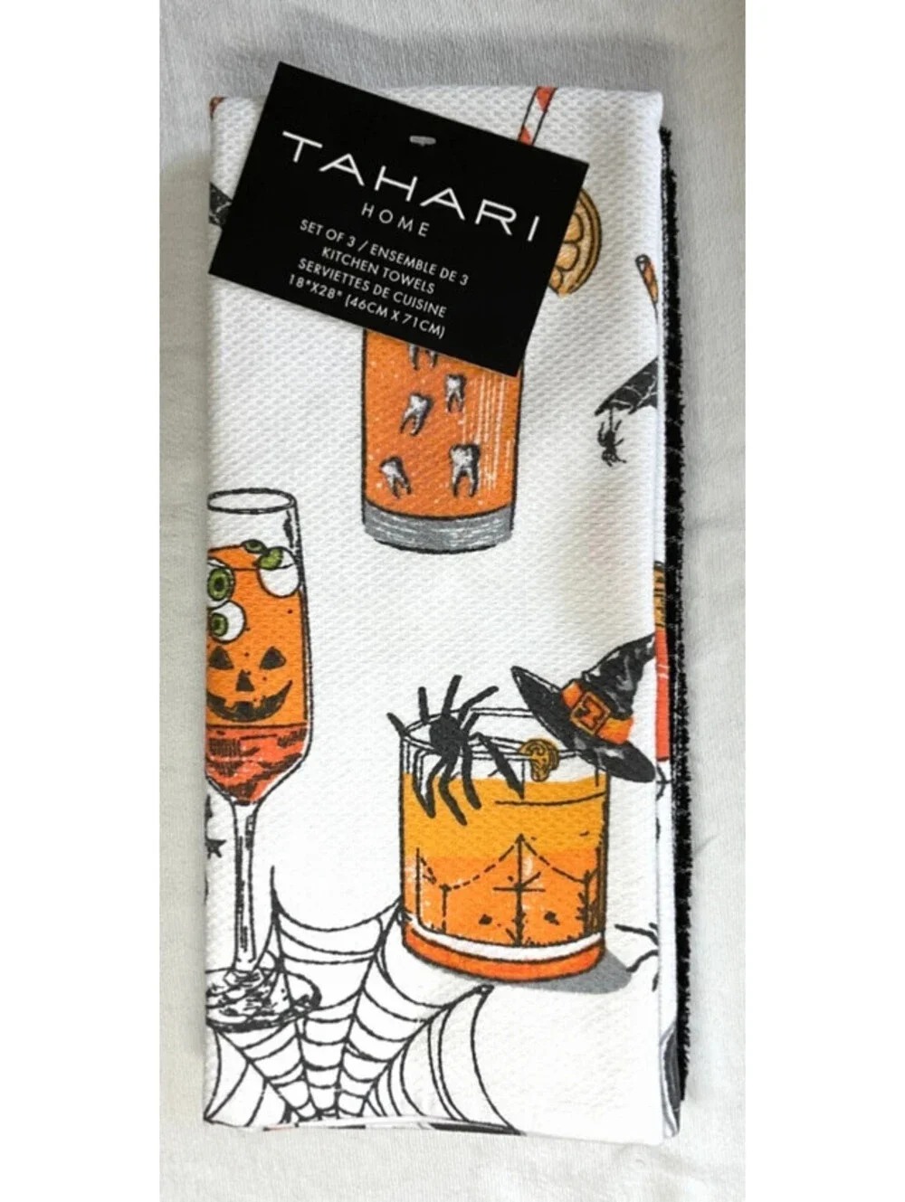 TAHARI HOME SET OF 3 HALLOWEEN COCKTAILS KITCHEN TOWELS SPIDER WEB DRINKS NEW